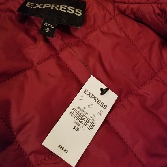 Express Reversible Quilted Jacket - Picture 3 of 3